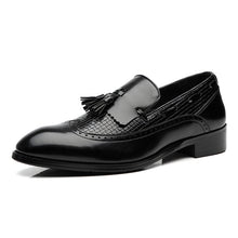 Load image into Gallery viewer, Plus cashmere Business Leather Shoes Men