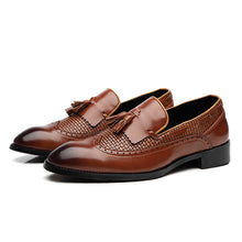 Load image into Gallery viewer, Plus cashmere Business Leather Shoes Men