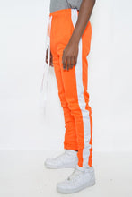 Load image into Gallery viewer, SLIM FIT SINGLE STRIPE TRACK PANTS
