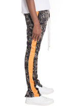 Load image into Gallery viewer, NEUTRAL BLACK CAMO TRACK PANTS
