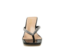 Load image into Gallery viewer, LITCHI CRYSTAL LINED THONG BLOCK HEELED SANDAL
