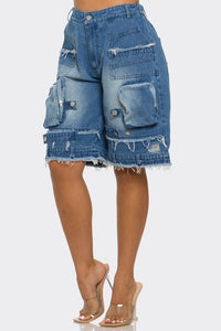 Utility-Chic Frayed Denim Casual Cargo Shorts