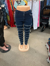 Load image into Gallery viewer, Women Jeans

