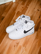 Load image into Gallery viewer, Air Force 1 high
