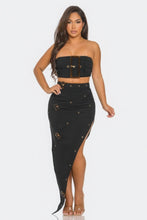 Load image into Gallery viewer, Front Eyelet Buckle Belt Top And Skirt Set
