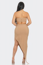 Load image into Gallery viewer, Front Eyelet Buckle Belt Top And Skirt Set
