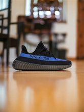 Load image into Gallery viewer, adidas yeezy  Boost 350 V2
