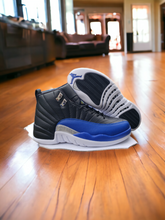 Load image into Gallery viewer, Jordan 12 retro
