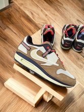 Load image into Gallery viewer, nike air Max 1
