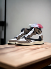 Load image into Gallery viewer, Jordan 1 high Travis Scott
