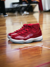 Load image into Gallery viewer, Jordan 11 retro
