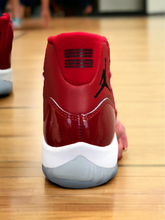 Load image into Gallery viewer, Jordan 11 retro
