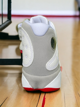 Load image into Gallery viewer, Jordan 13 retro
