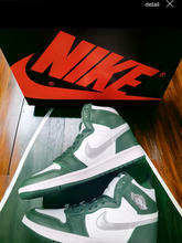 Load image into Gallery viewer, Jordan 1  high
