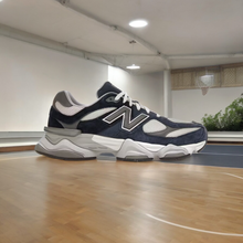 Load image into Gallery viewer, New Balance 9060
