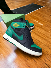 Load image into Gallery viewer, Jordan 1  high
