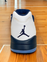 Load image into Gallery viewer, Jordan 5 retro low
