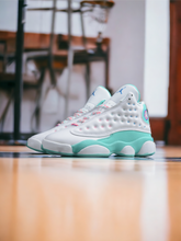 Load image into Gallery viewer, Jordan 13 retro
