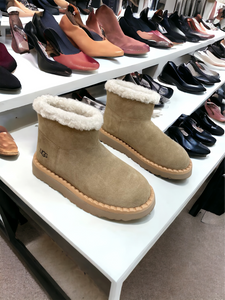 uggs boots