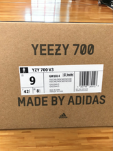 Load image into Gallery viewer, adidas Yezzy 700 V3
