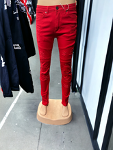 Load image into Gallery viewer, blind trust slim fit jeans
