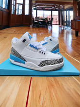 Load image into Gallery viewer, Jordan 3 retro
