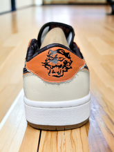 Load image into Gallery viewer, Jordan 1 retro low
