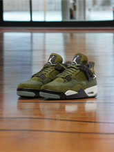 Load image into Gallery viewer, Jordan 4 retro
