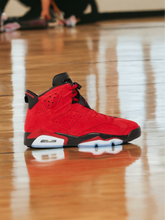 Load image into Gallery viewer, Jordan 6 retro
