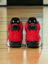 Load image into Gallery viewer, Jordan 6 retro
