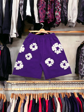 Load image into Gallery viewer, denim tears wreath shorts
