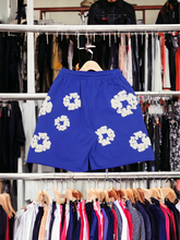 Load image into Gallery viewer, denim tears wreath shorts
