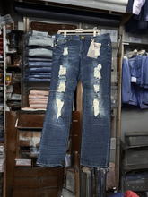 Load image into Gallery viewer, Argonaut Slim fit Jeans
