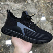 Load image into Gallery viewer, Men&#39;s Lightweight Running Shoes Summer Ultra-light Breathable Sneakers Zapatos De Mujer Walking Shoes Boys Sneakers sd453
